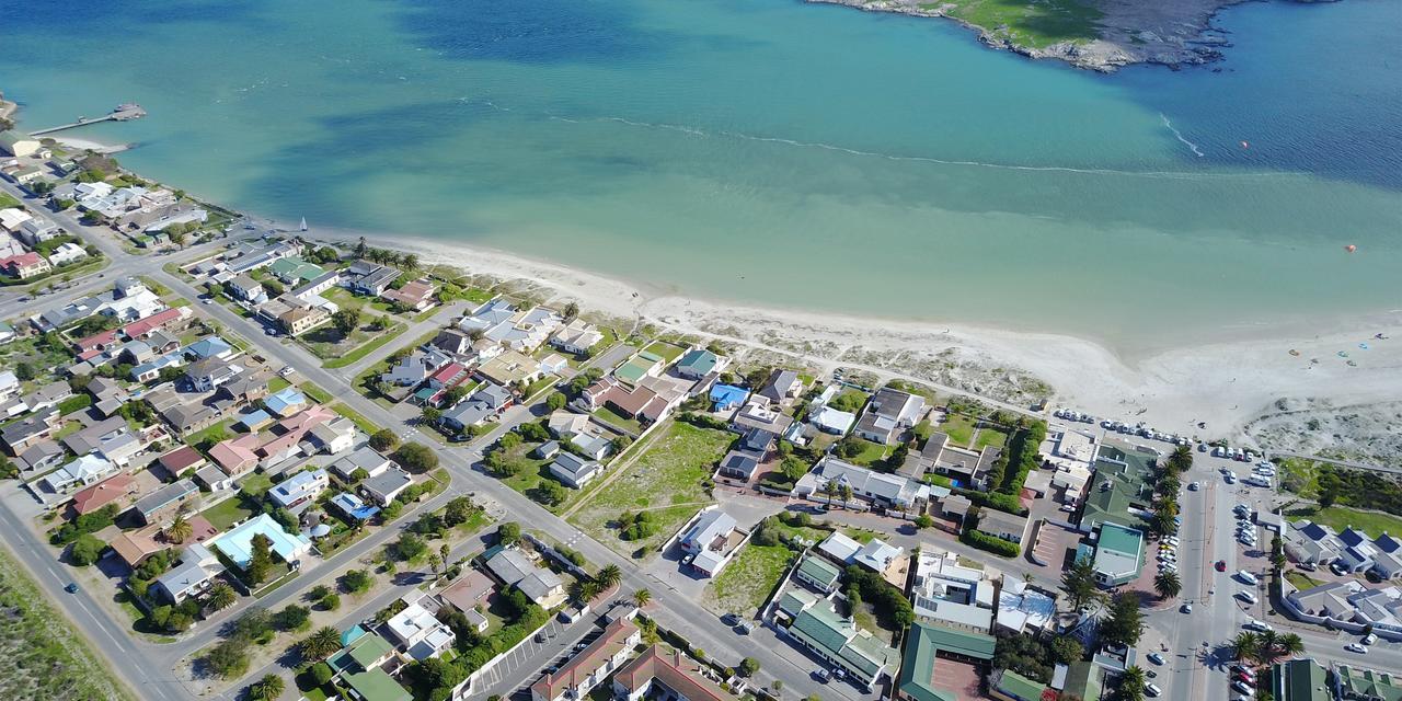 Langebaan Kite Cottages ภายนอก รูปภาพ
