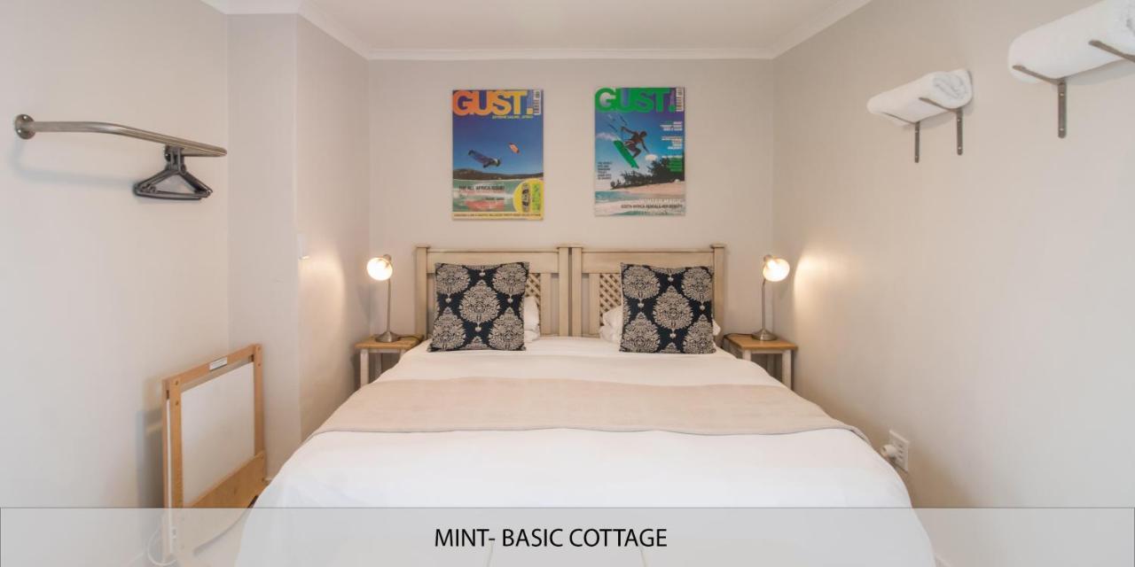 Langebaan Kite Cottages ภายนอก รูปภาพ