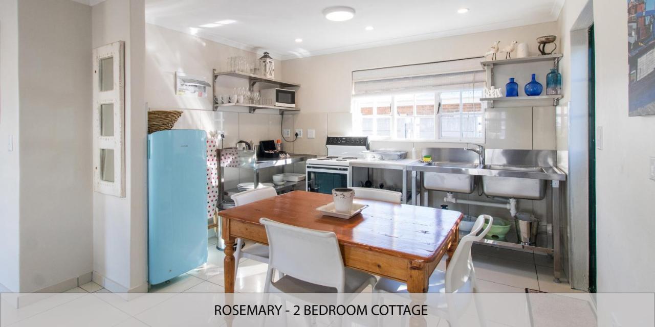 Langebaan Kite Cottages ภายนอก รูปภาพ